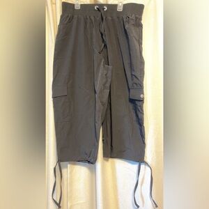 Rosvigor Black XL Capri’s